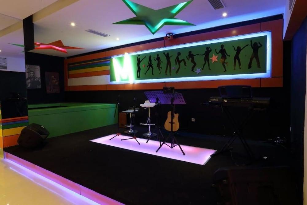 Miyana Hotel Medan Eksteriør billede